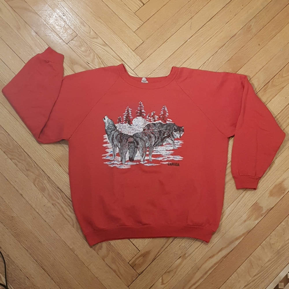 Vintage 80's wolf crewneck sweatshirt